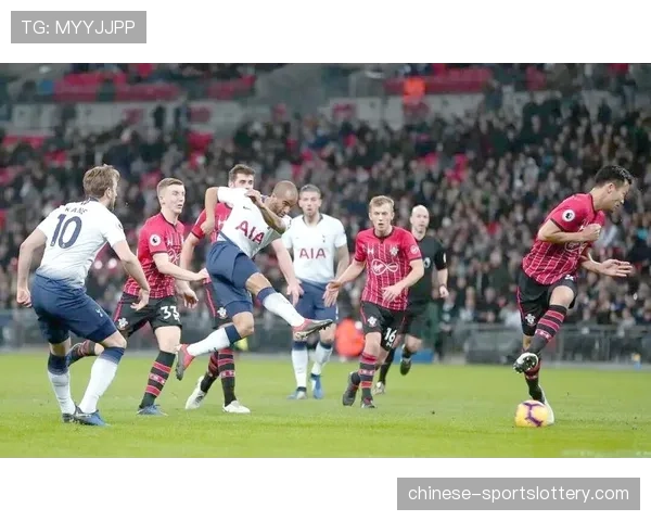 利物浦客场挑战诺丁汉森林,体能优势或成比赛关键因素 利物浦客场挑战诺丁汉森林,体能优势或成比赛关键因素